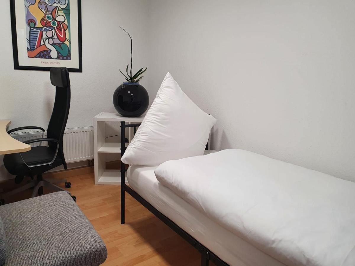 Ferienwohnung/Montagewohnung Paderborn Buitenkant foto